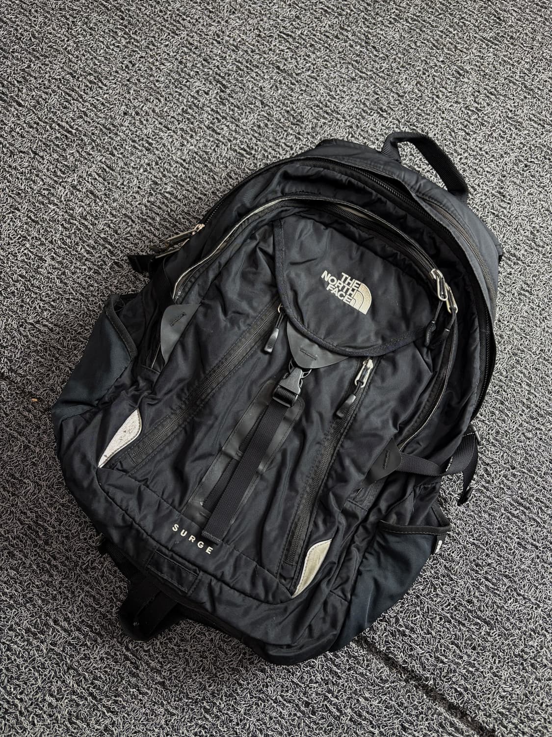 노스페이스 서지 테크웨어 백팩 블랙 2770 상품이미지1