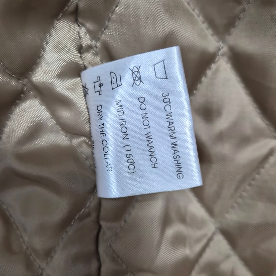 페라가모 후드 퀼팅 자켓 L~XL 상품이미지5