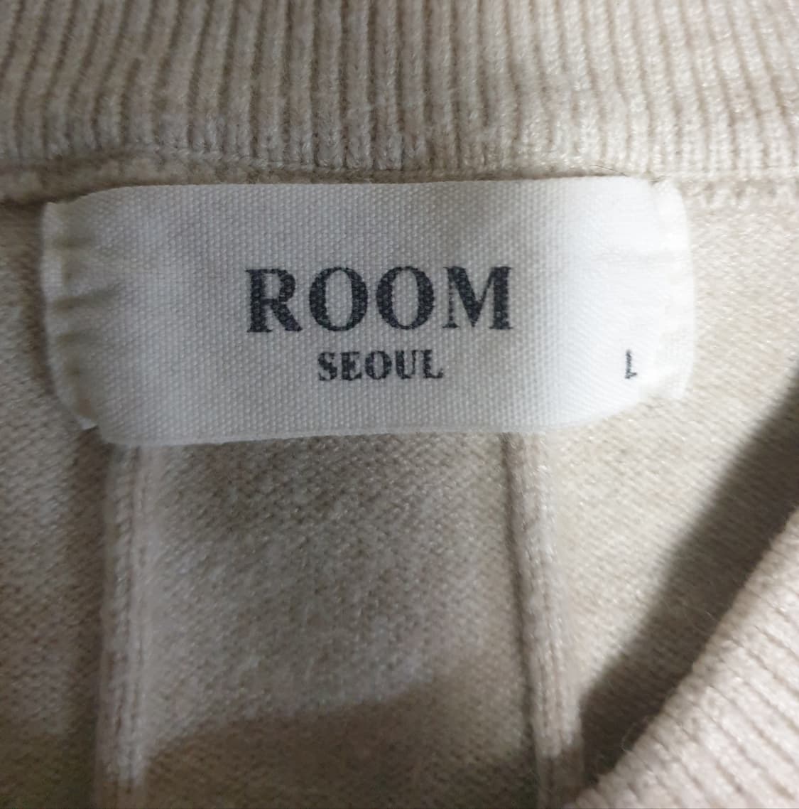 ROOM 서울 텍스처 스트라이프 헨리넥 긴팔니트 아이보리 (L) 상품이미지3