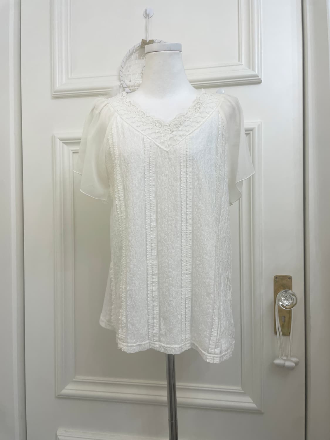 ivory lace point angel blouse 상품이미지1