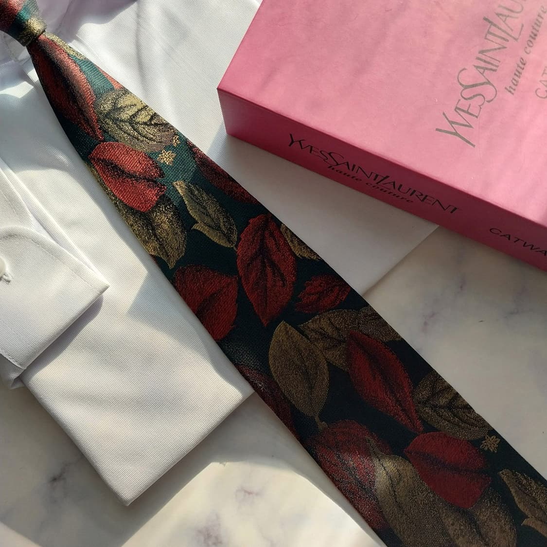 입생로랑 실크 그린 자카드 패턴 넥타이 8.9cm A+등급 K1872
 상품이미지8