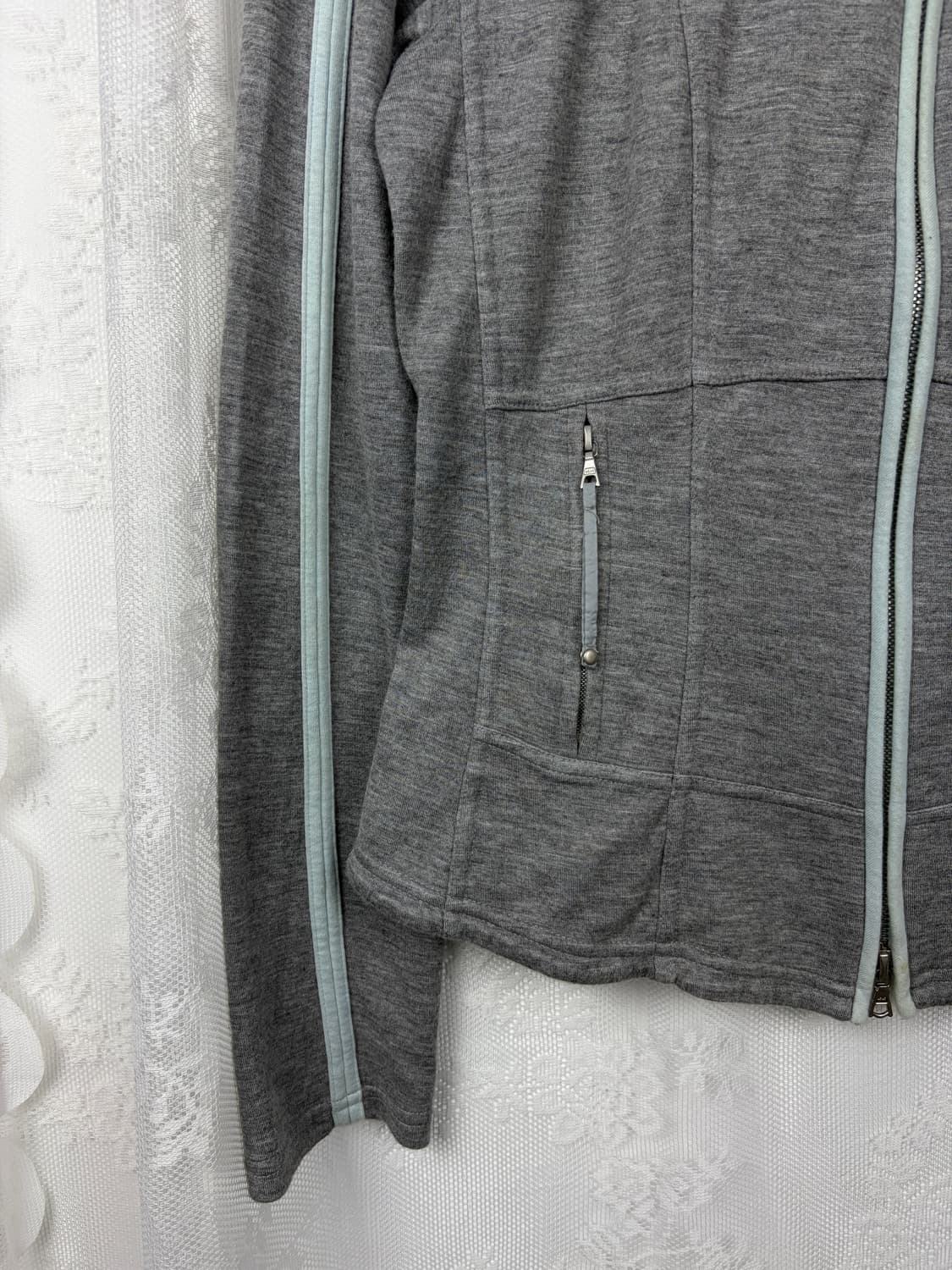 Elie Tahari Slim Track Zip Jacket 상품이미지3