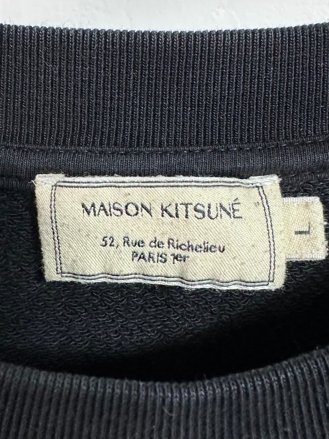 메종키츠네 스몰폭스 블랙 맨투맨 (on.72) 상품이미지4