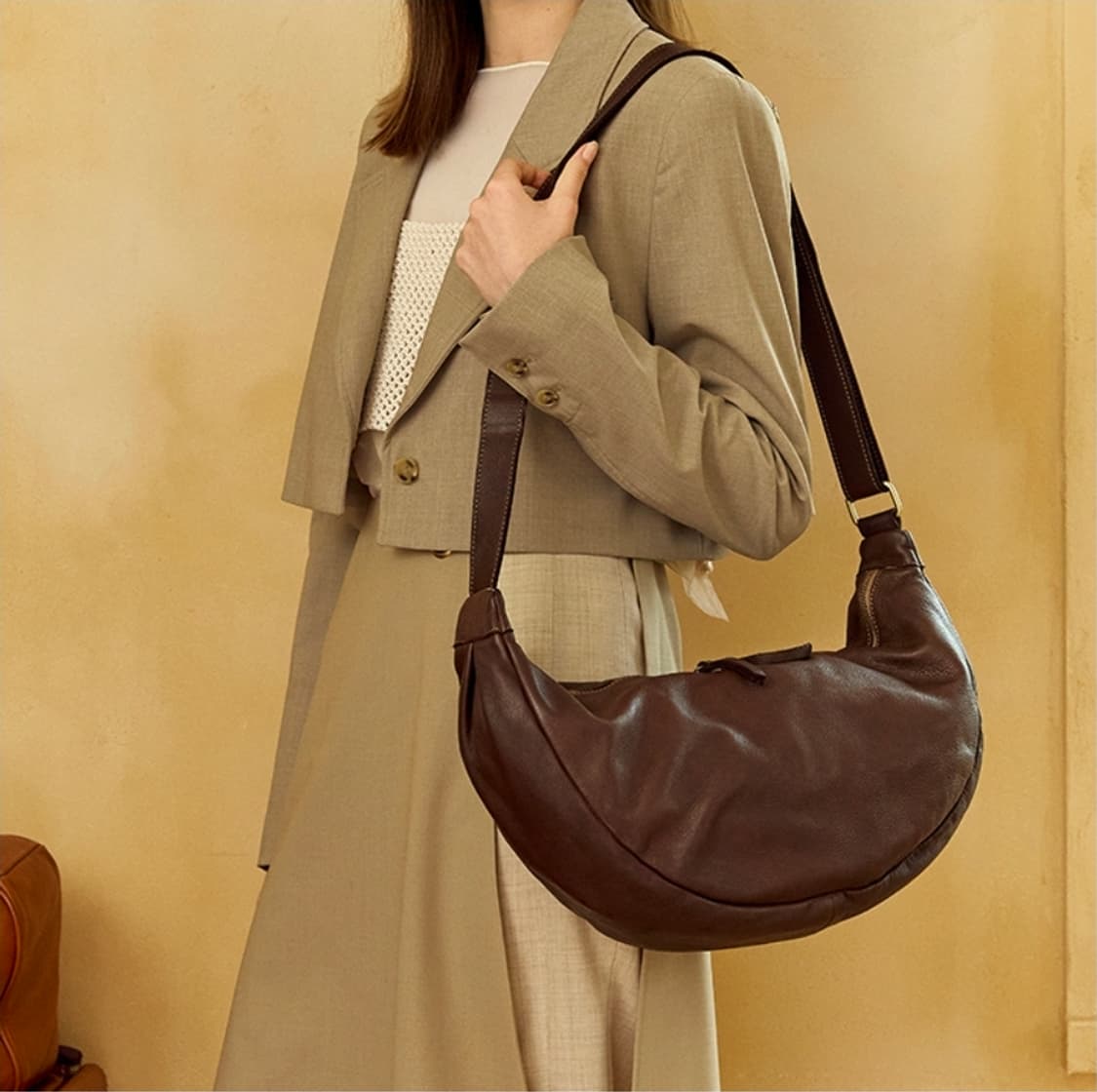 (택포) FRYE 프라이 이태리 직수입 하프문 숄더백 B853 상품이미지2