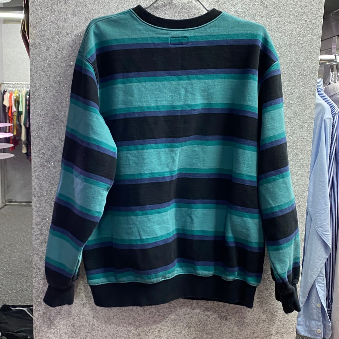 디스이즈네버댓 컬러블록 배색 스웻 B3722 상품이미지4