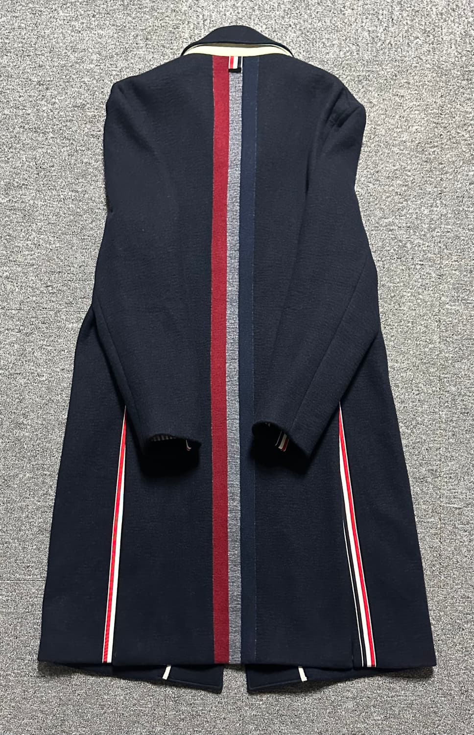 톰브라운 코트  상품이미지4