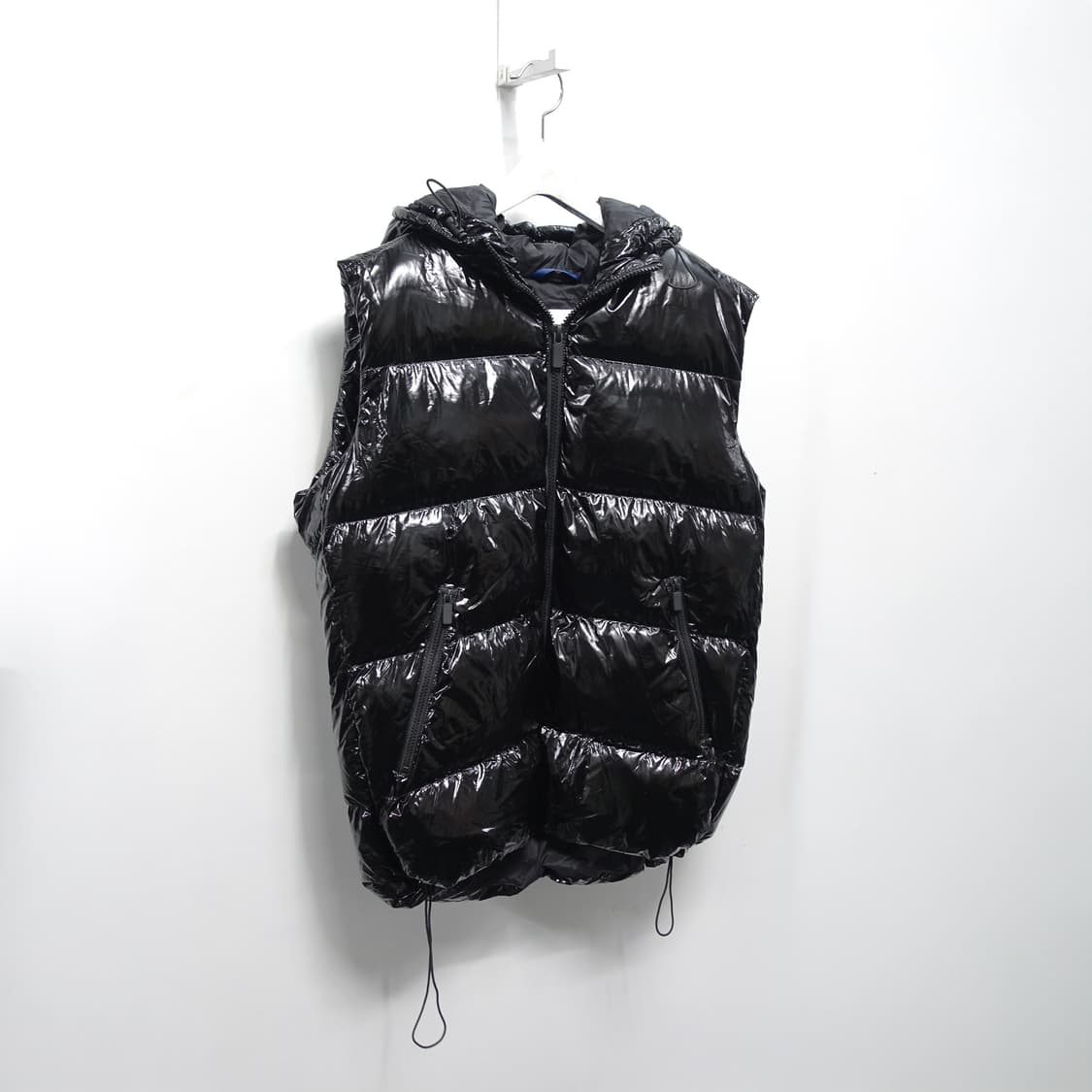 <M> ZARA 자라 글로시 유광 패딩 베스트 상품이미지2