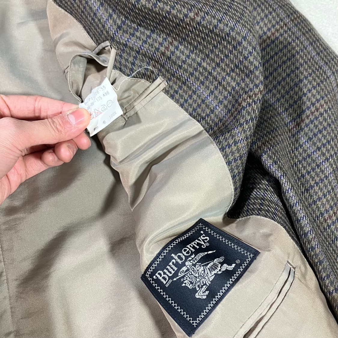 Burberry 버버리 울 체크 2b 미니멀 블레이저 상품이미지6