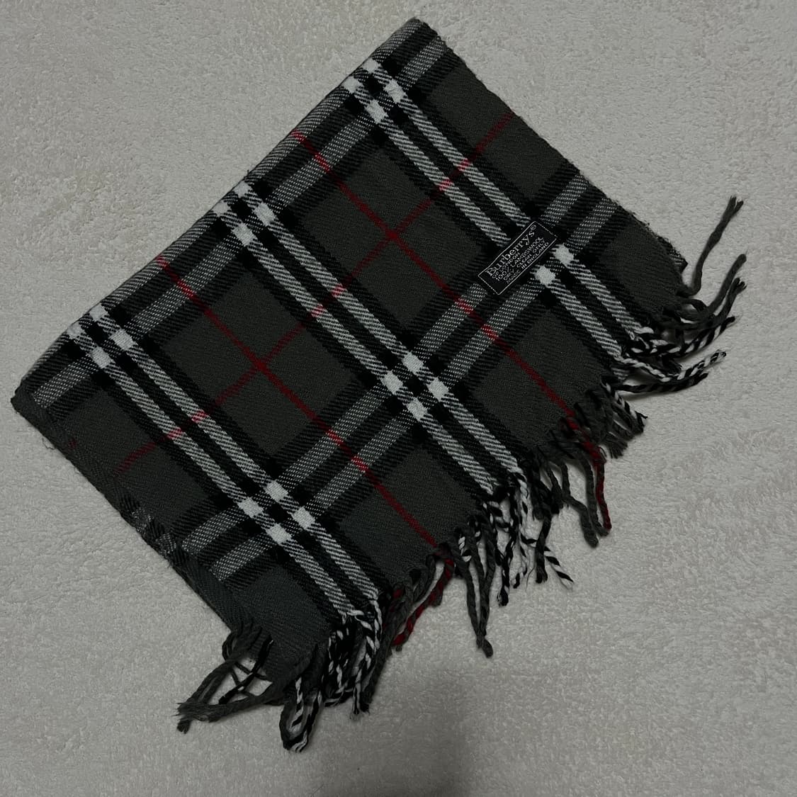 버버리 그레이 노바 체크 램스울 머플러 상품이미지4