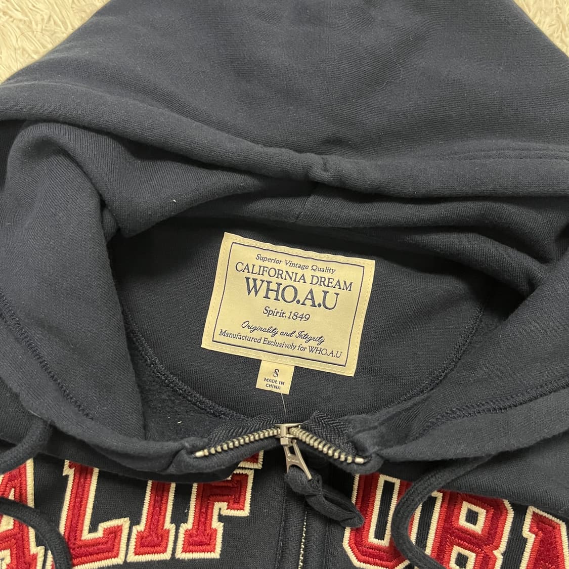 Who A U navy zip-up hoodie 상품이미지6