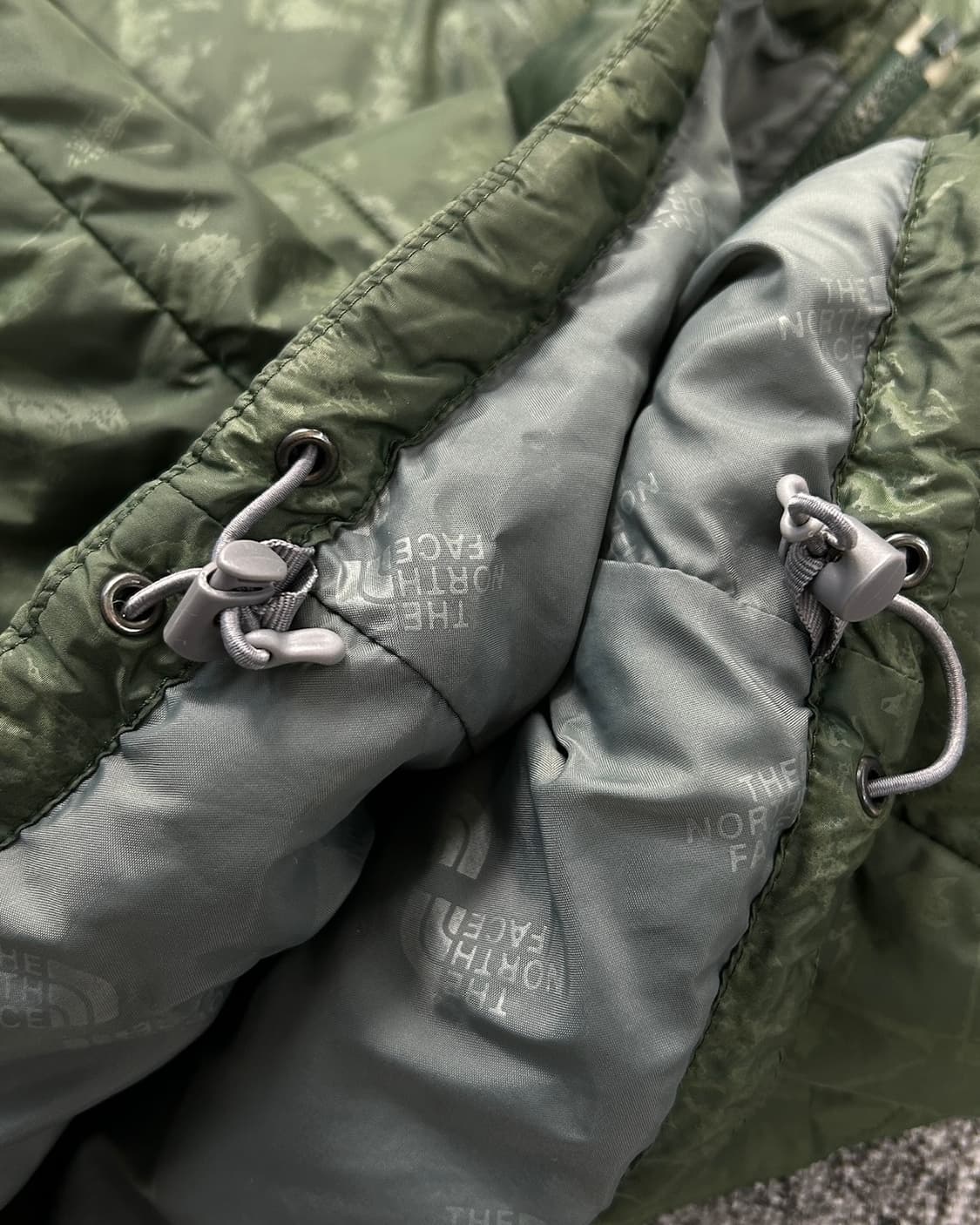 노스페이스 그린 경량 패딩  상품이미지6