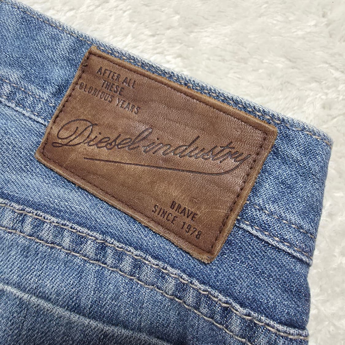 (32)디젤 빈티지 새미 부츠컷 데님 팬츠  상품이미지5