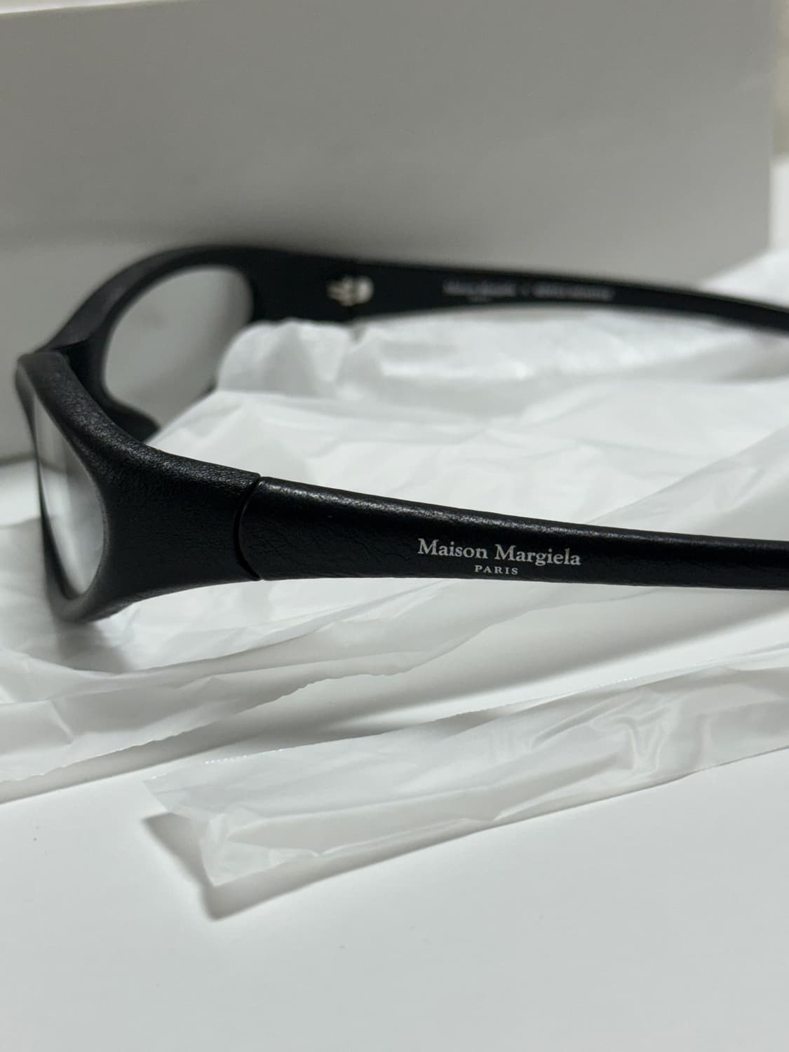 마르지엘라x젠틀몬스터 상품이미지2