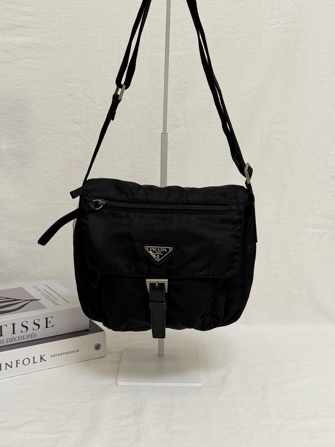 정품 프라다 포코노 나일론 메신저백 크로스백 숄더백 주우재백 상품이미지2
