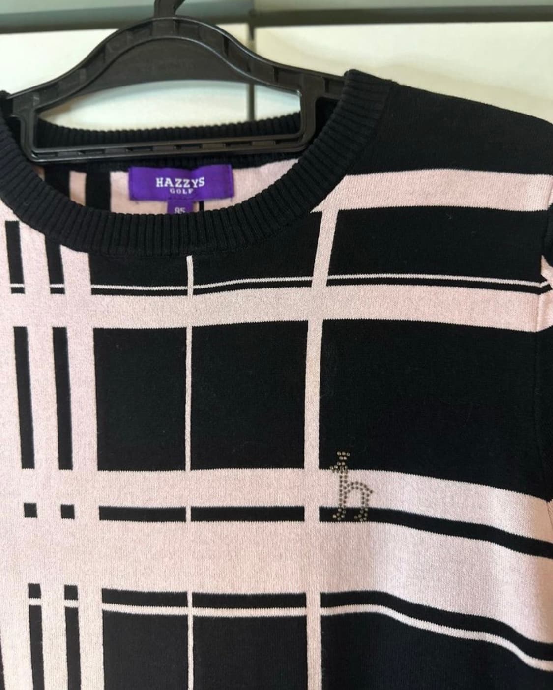 헤지스 블랙 핑크 체크 반팔 니트 상품이미지3