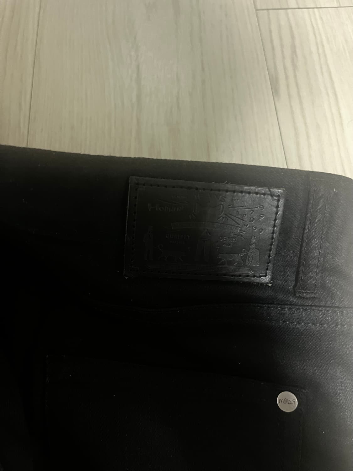 모드나인 블랙인블랙 30 생로랑맛 상품이미지4