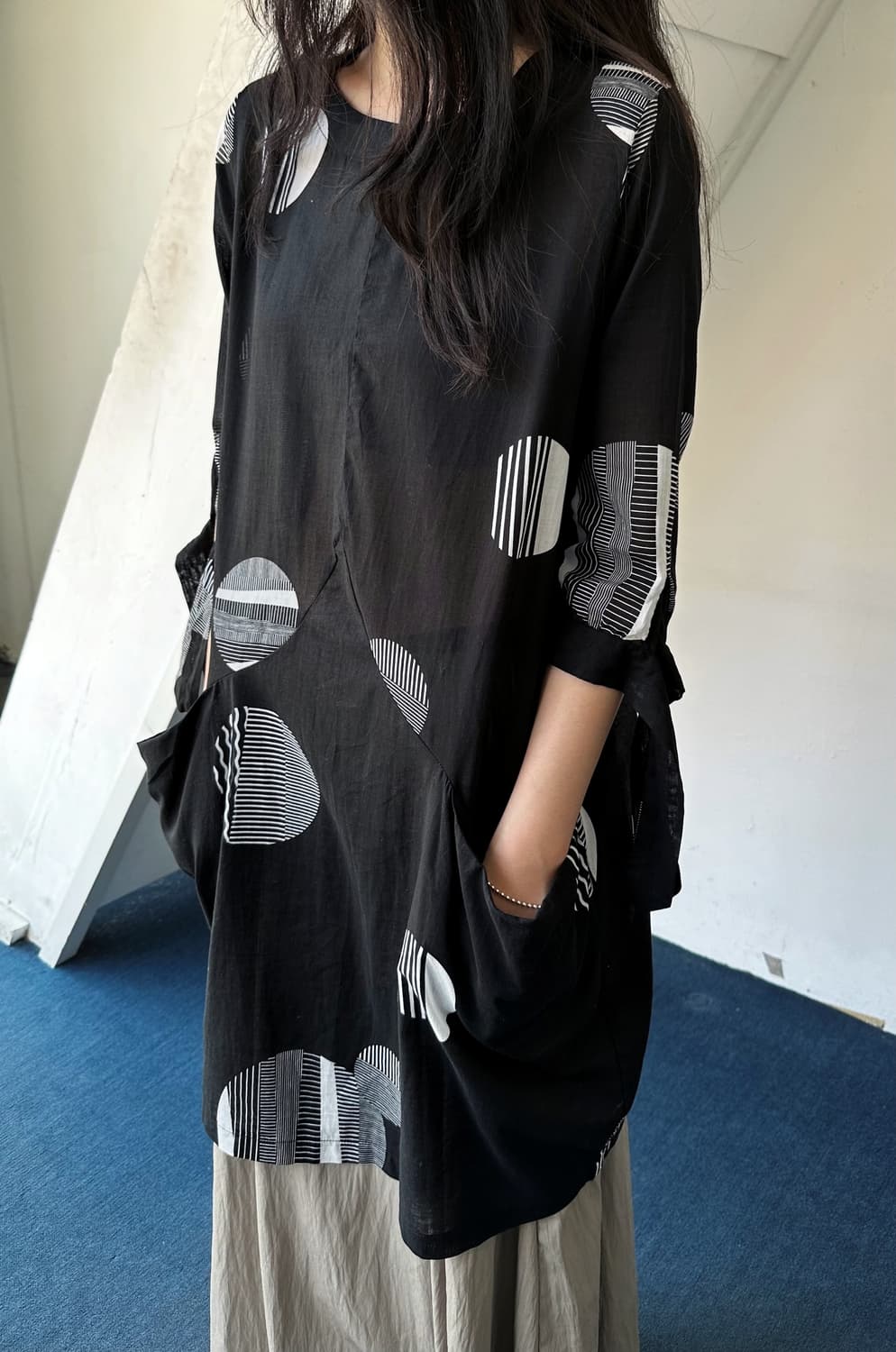 Cotton shirred panel design onepiece 상품이미지9