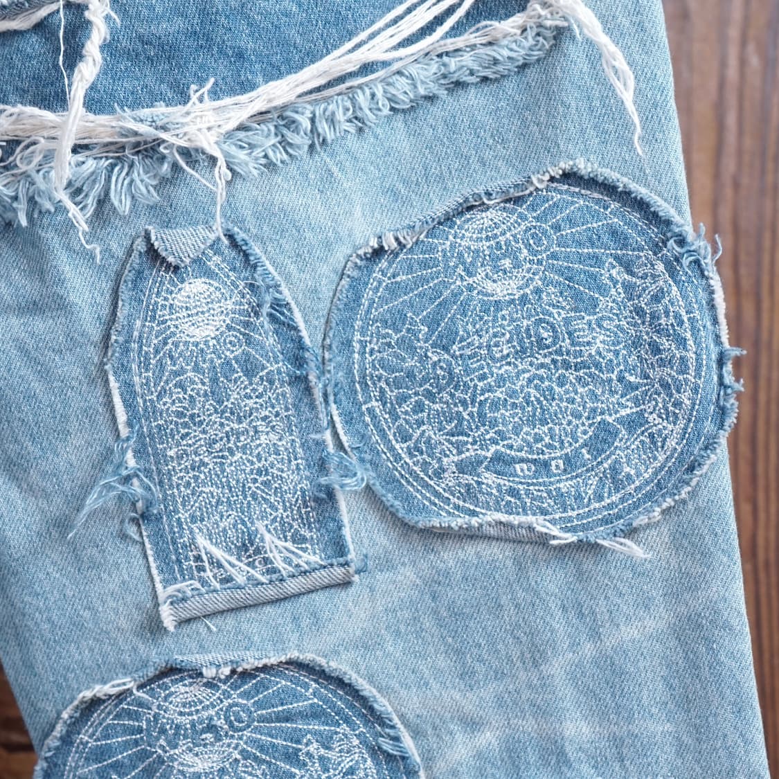 Who Decides War 노트르담 데님팬츠 상품이미지6