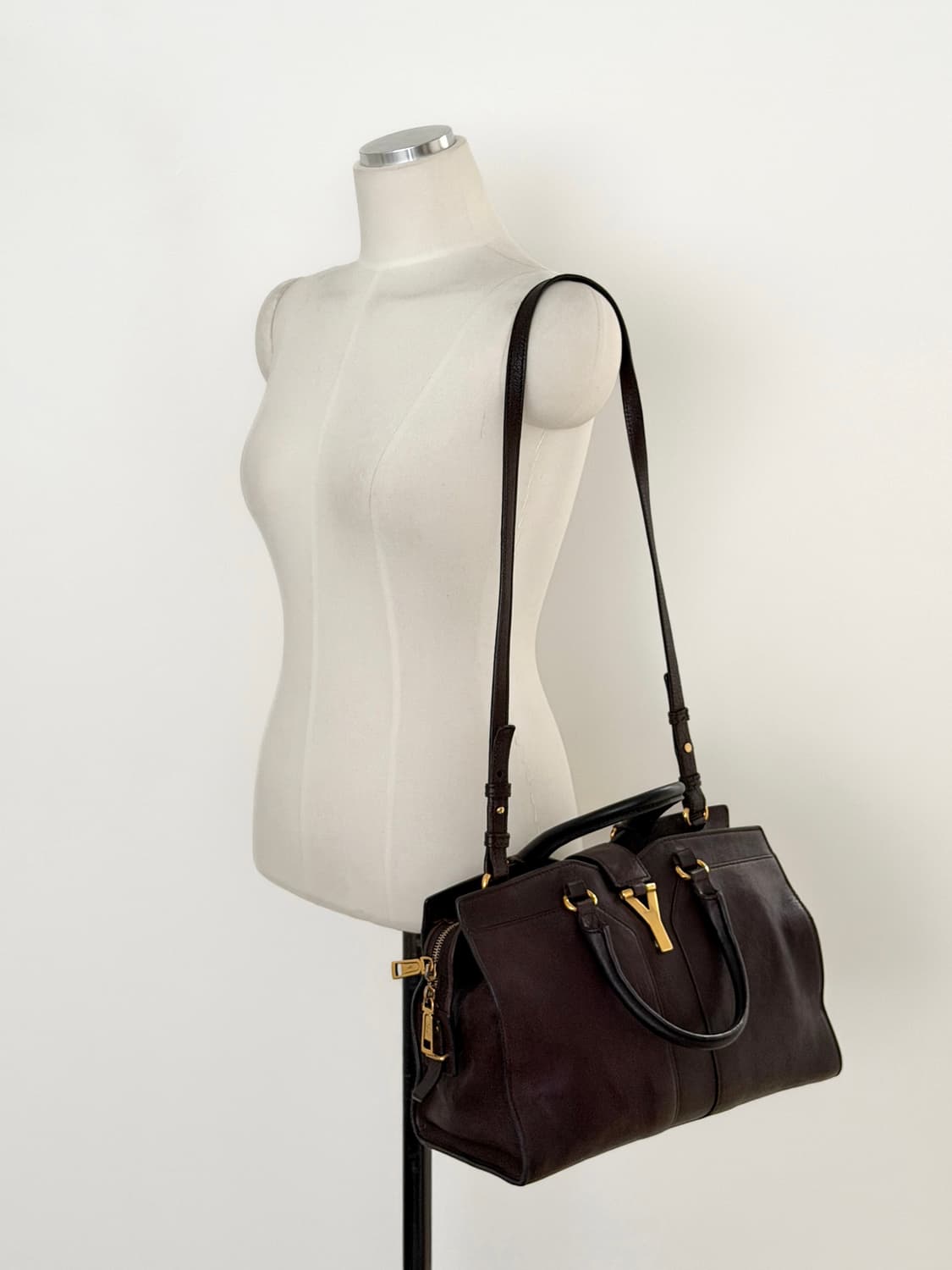 입생로랑 카바시크 스몰 토트 & 숄더백 상품이미지2