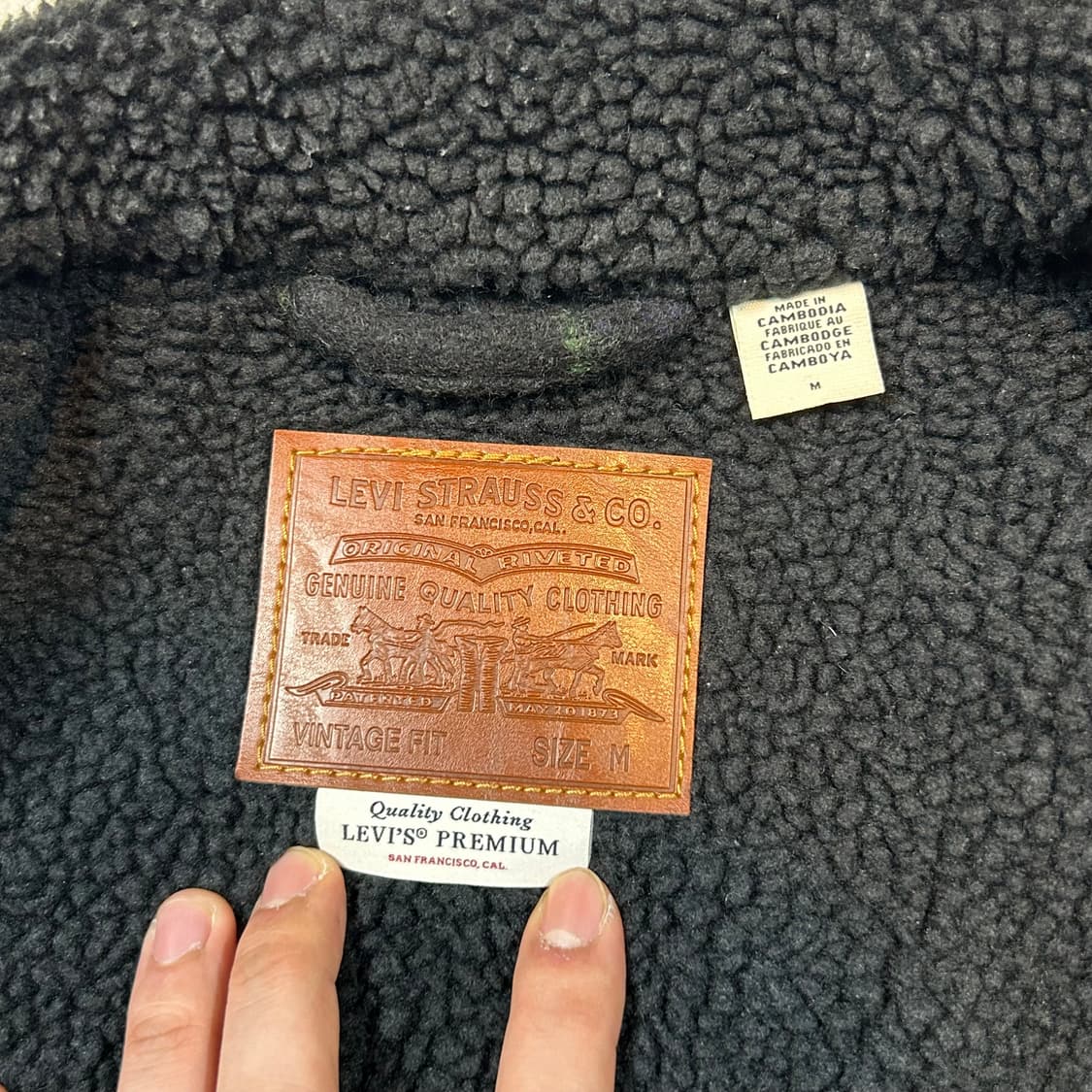 M) 리바이스 프리미엄 체크 쉐르파 트러커 자켓 상품이미지8