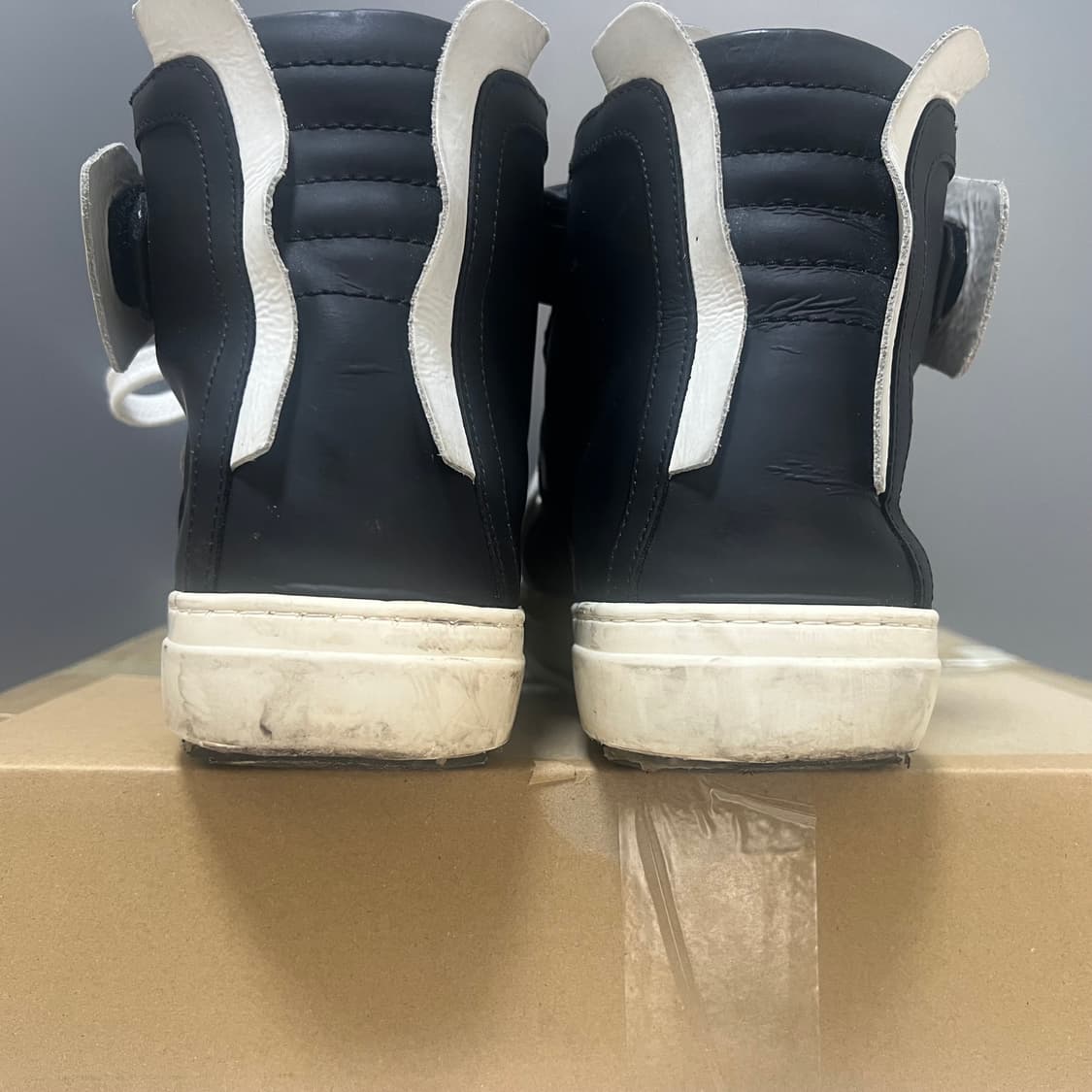 피에르하디 14ss 하이탑 검흰 상품이미지3