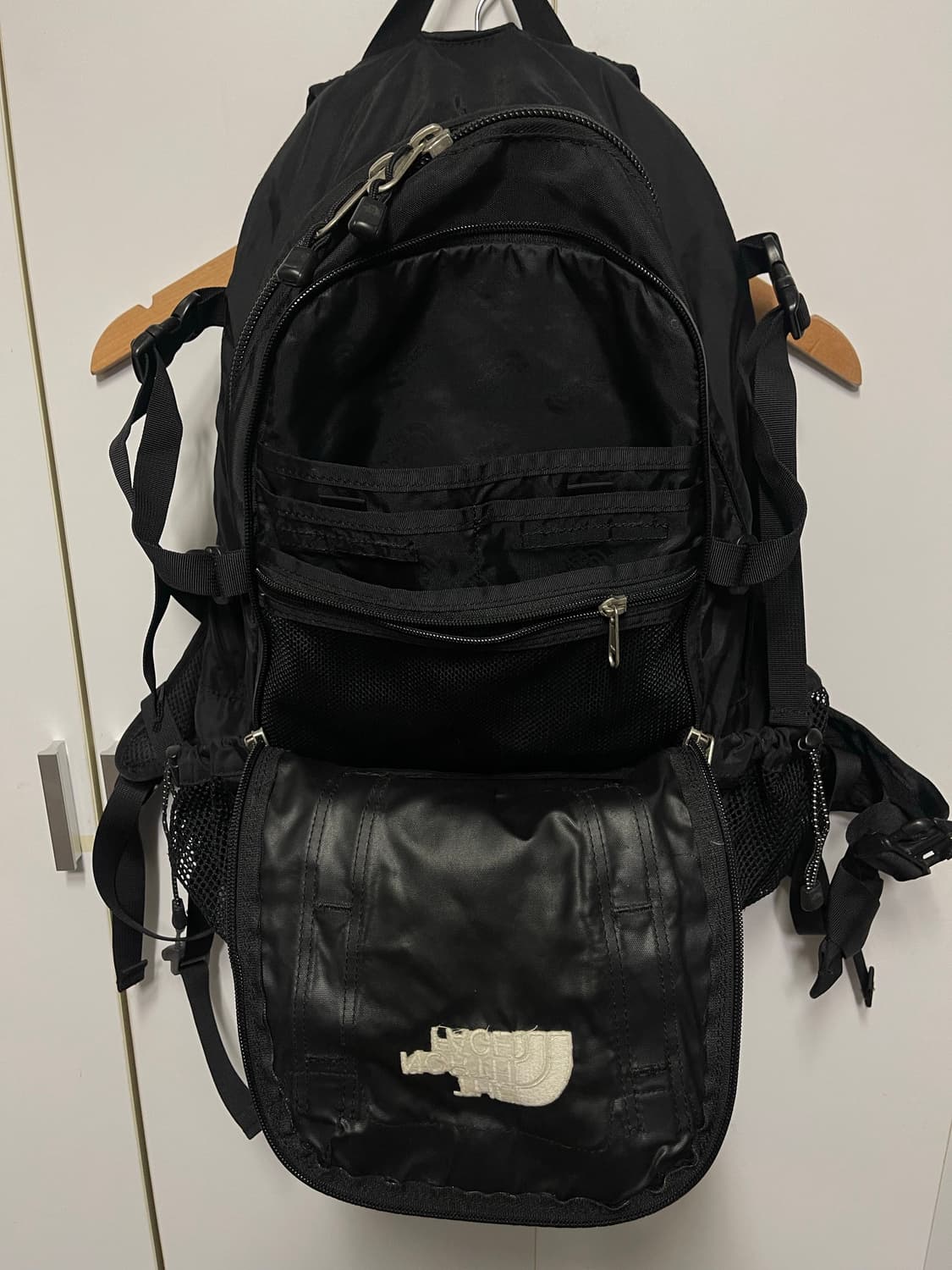 노스페이스 퀘이사 백팩 블랙 ONE(28L) 상품이미지5