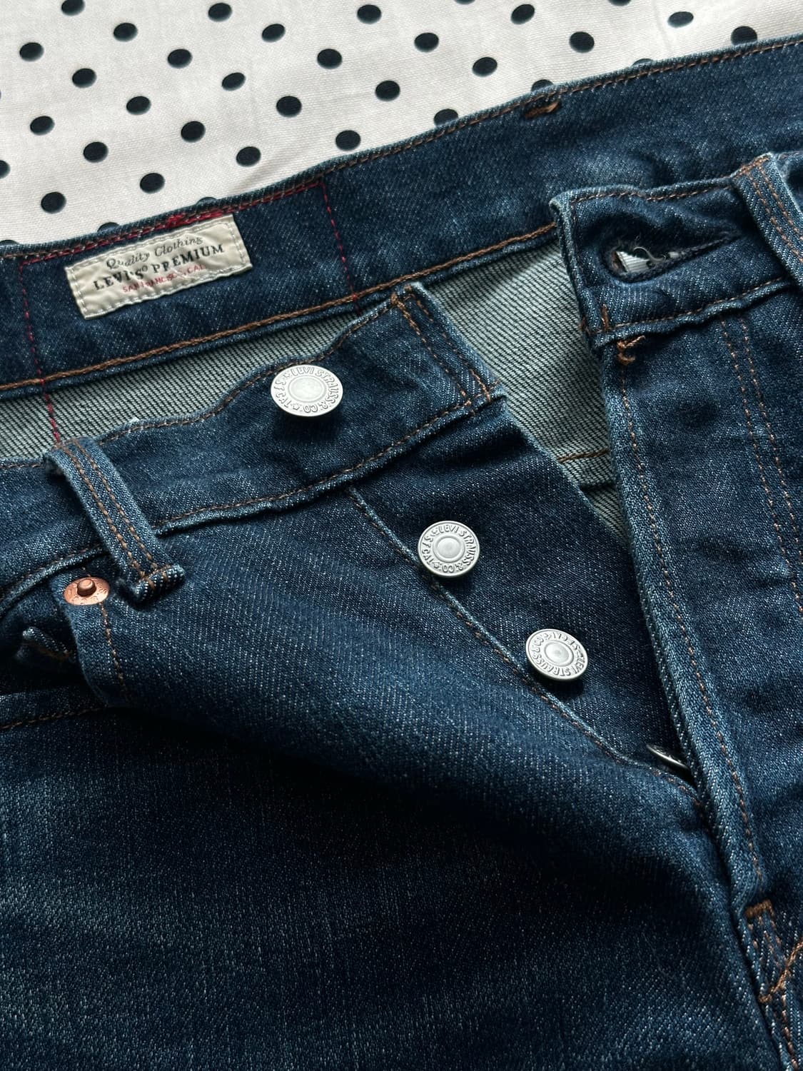 리바이스 LEJ 502 프리미엄 레드탭 엔지니어드 데님팬츠 상품이미지3