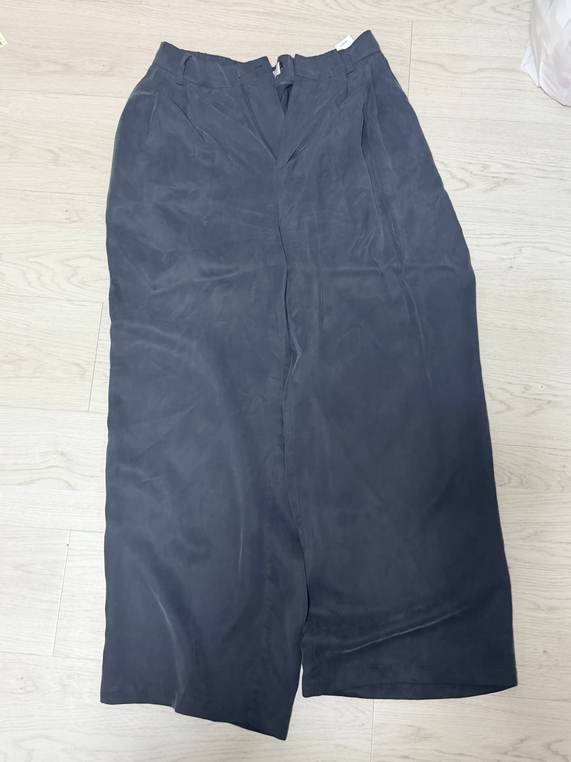 아모멘토 큐프라 팬츠 상품이미지1