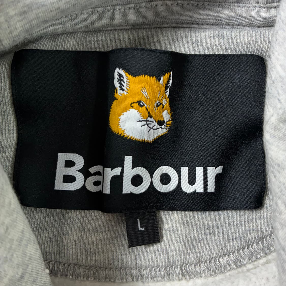 Barbour  바버 x 메종키츠네 폭스헤드 그레이 후드티  상품이미지4