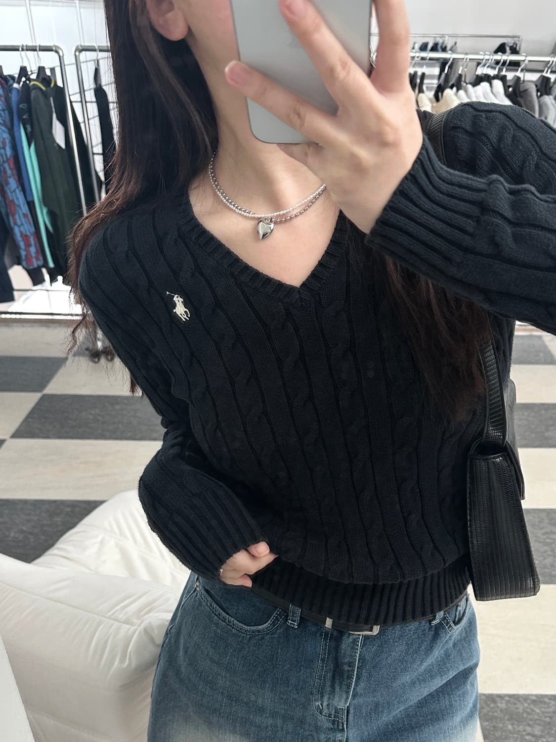 폴로 랄프로렌 블랙 V넥 케이블 니트  상품이미지1