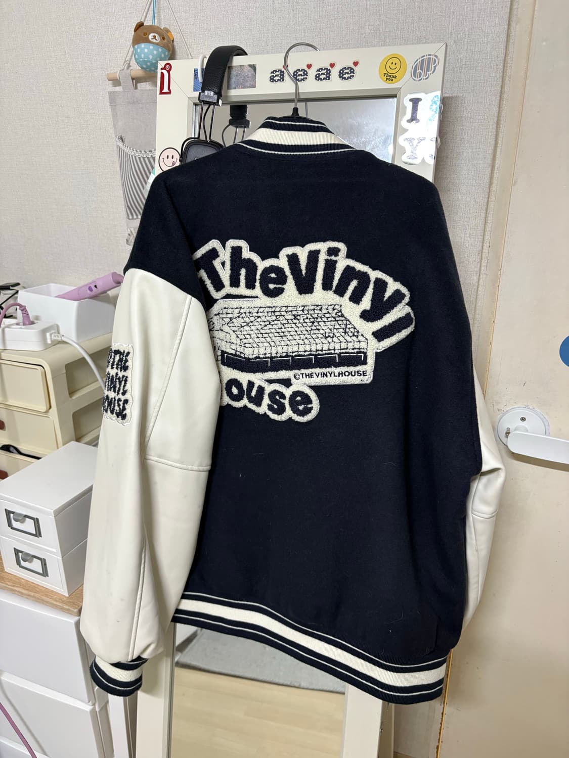 더바이닐하우스 바시티 자켓 상품이미지2