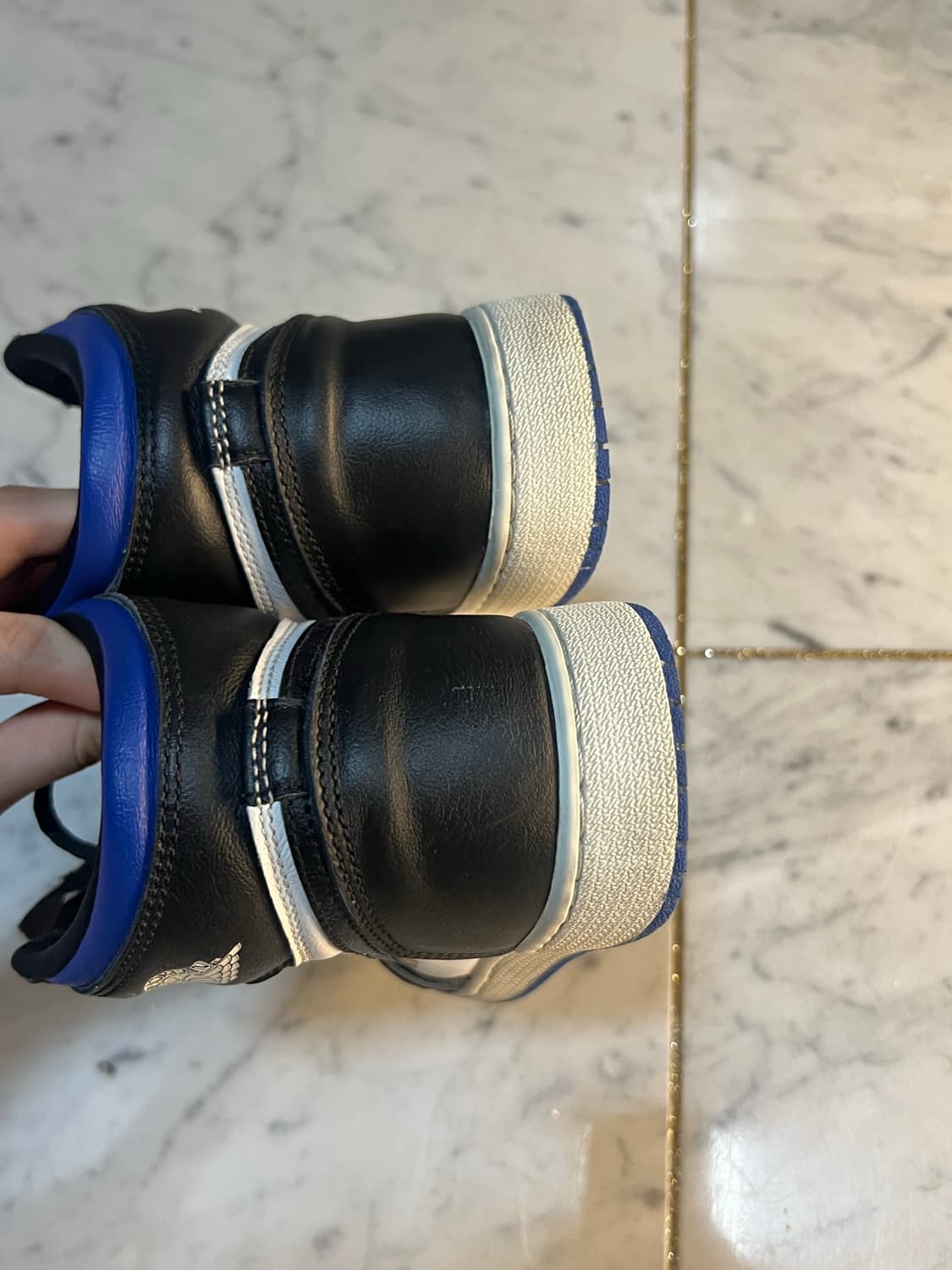 조던 1 레트로 하이 og 로얄토 230 상품이미지8