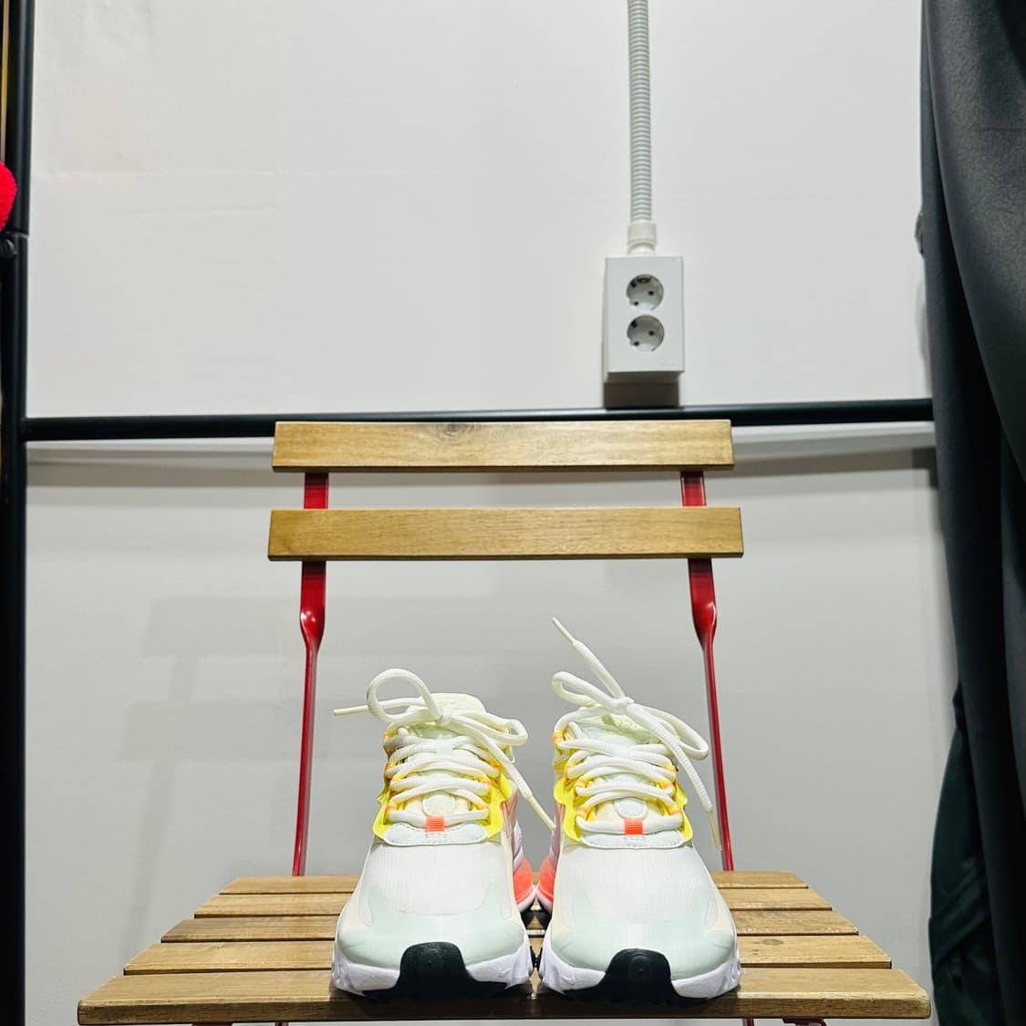 235) 나이키 운동화 여성 여자 신발 에어맥스 270 리액트 상품이미지2