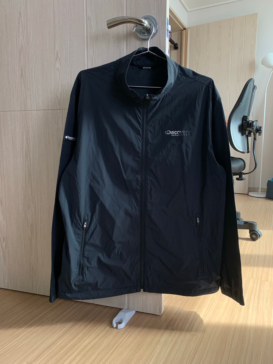 디스커버리 윈드자켓 상품이미지1