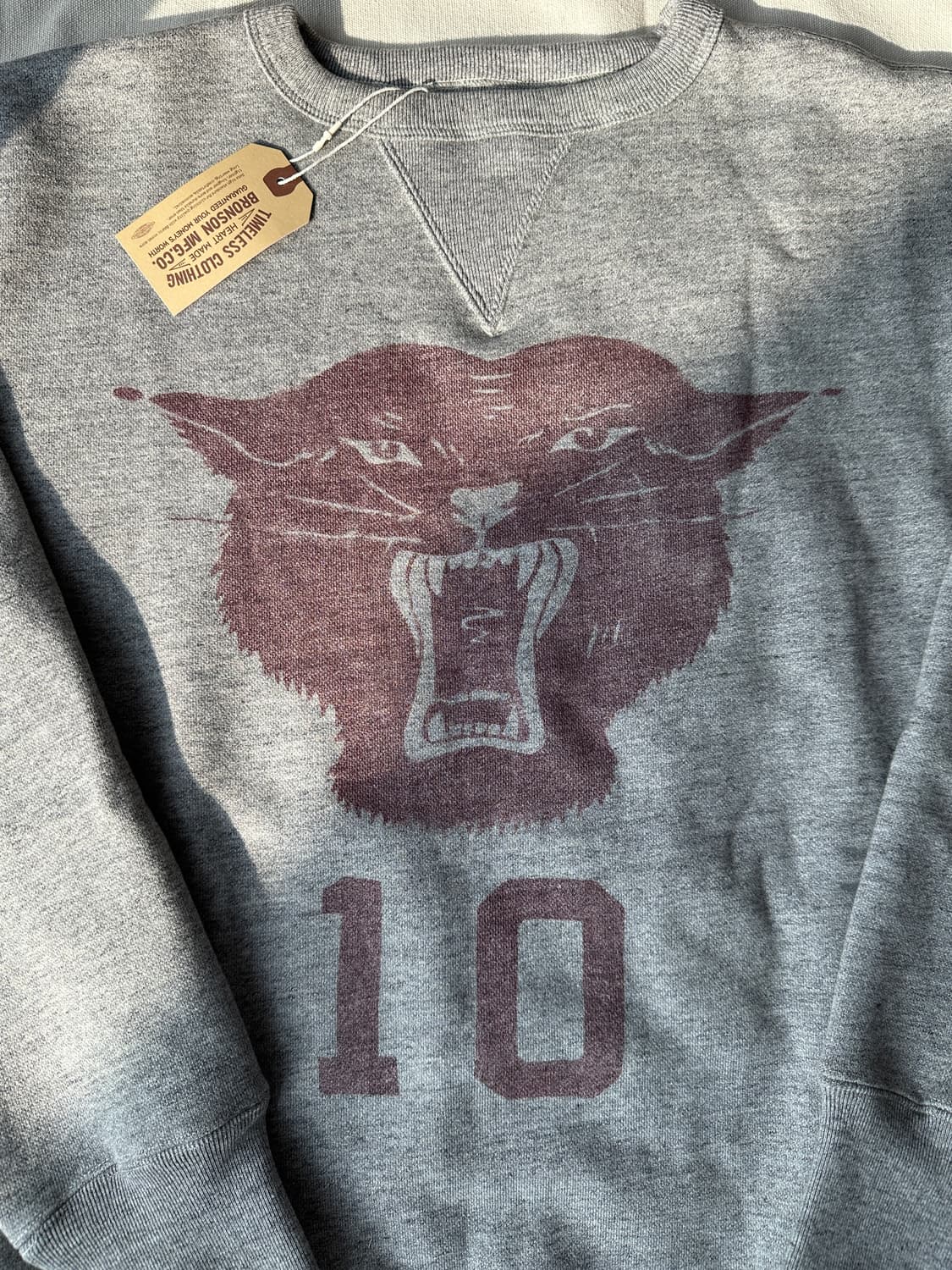 2XL 브론슨 블랙팬서 스웻셔츠 (새상품) 상품이미지2