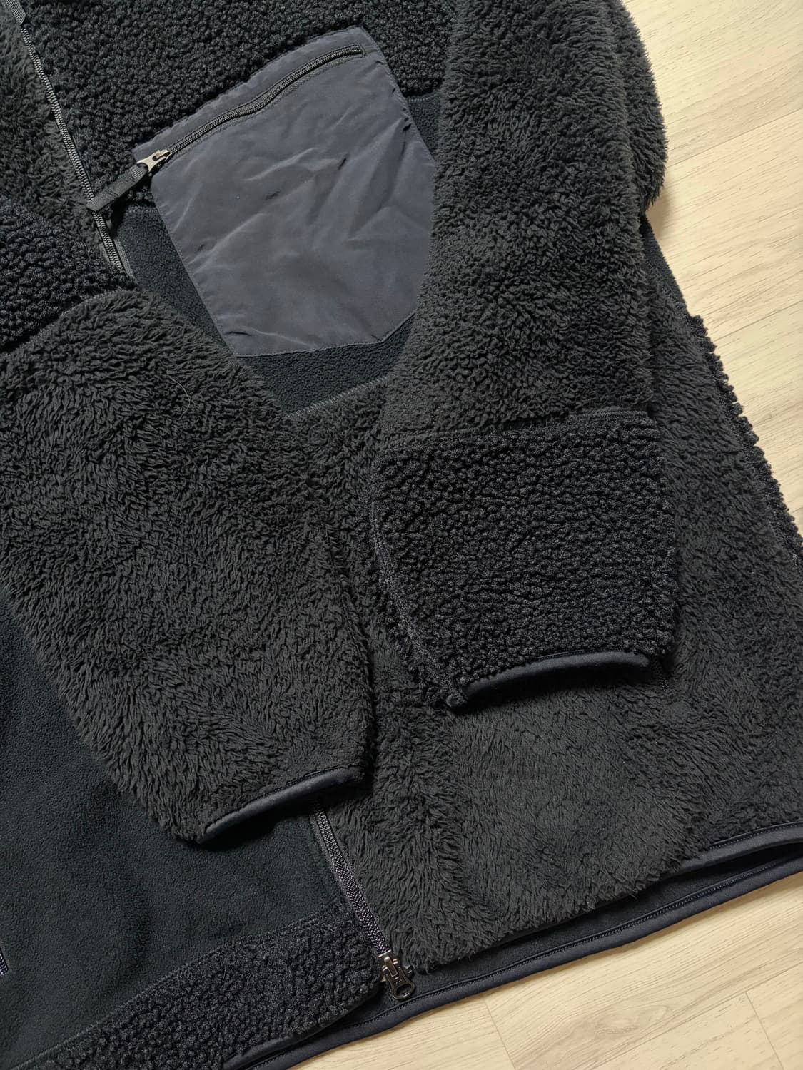 유니클로x엔지니어드 가먼츠 플리스 자켓 블랙 XL사이즈 판매 상품이미지4