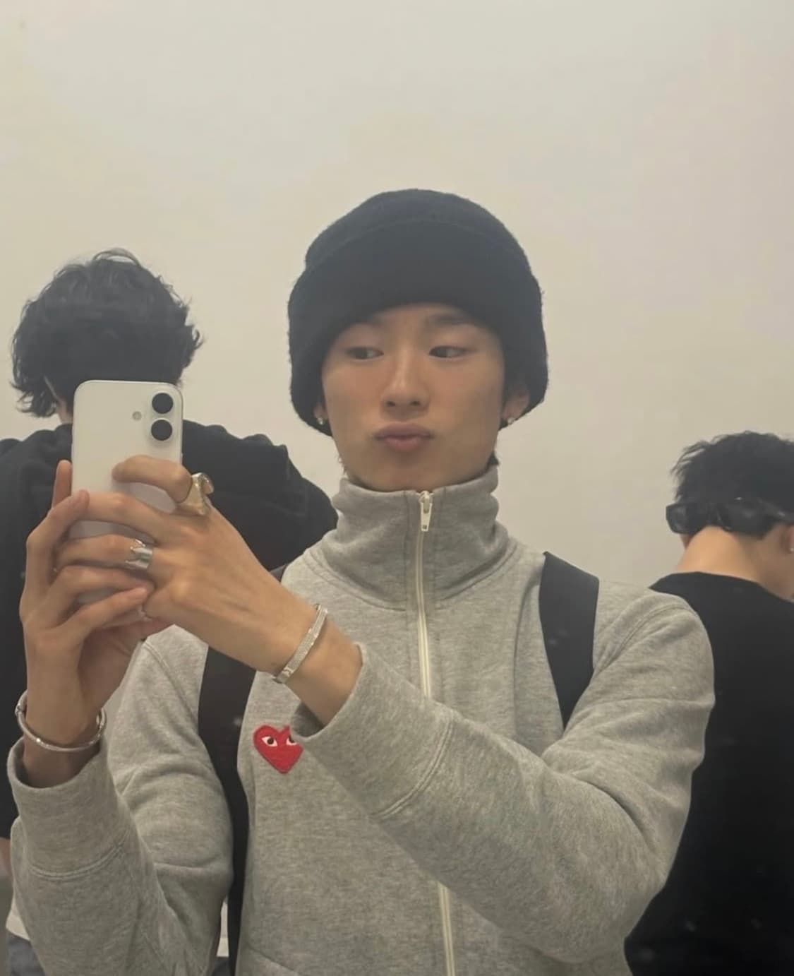 꼼데가르송 나우아임영 5하트 집업 상품이미지1