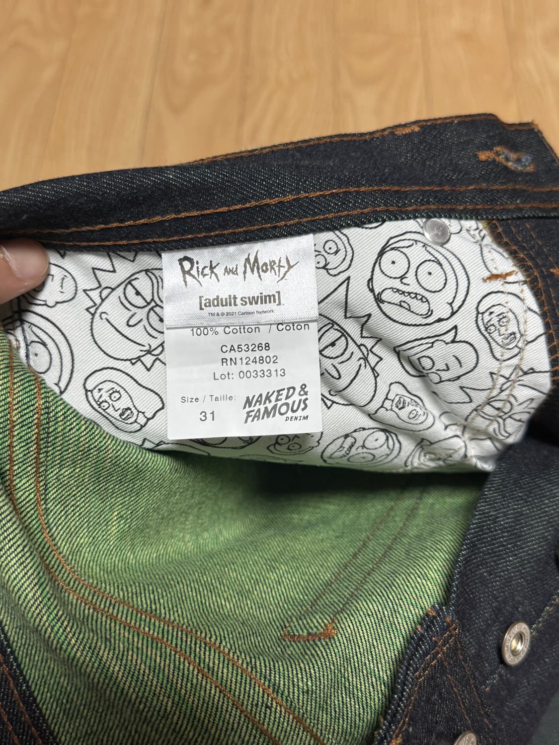 네이키드앤 페이머스 X 릭앤모티 상품이미지4