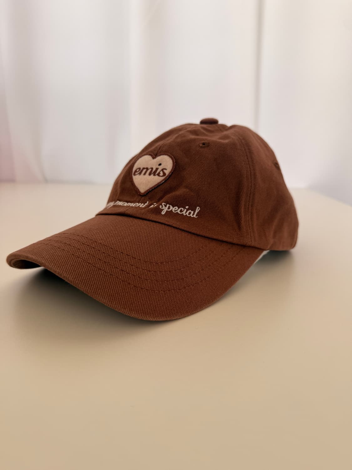 이미스(emis)의 HEART WAPPEN BALL CAP  상품이미지2