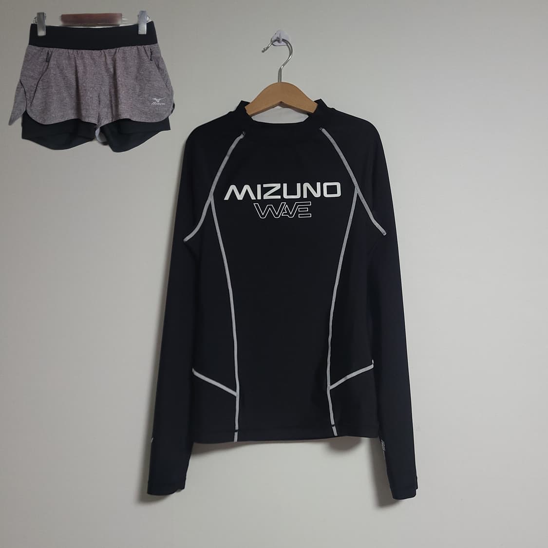 (S) Mizuno 미즈노 래쉬가드 셋 기능성 긴팔티 반바지 수영복 상품이미지1