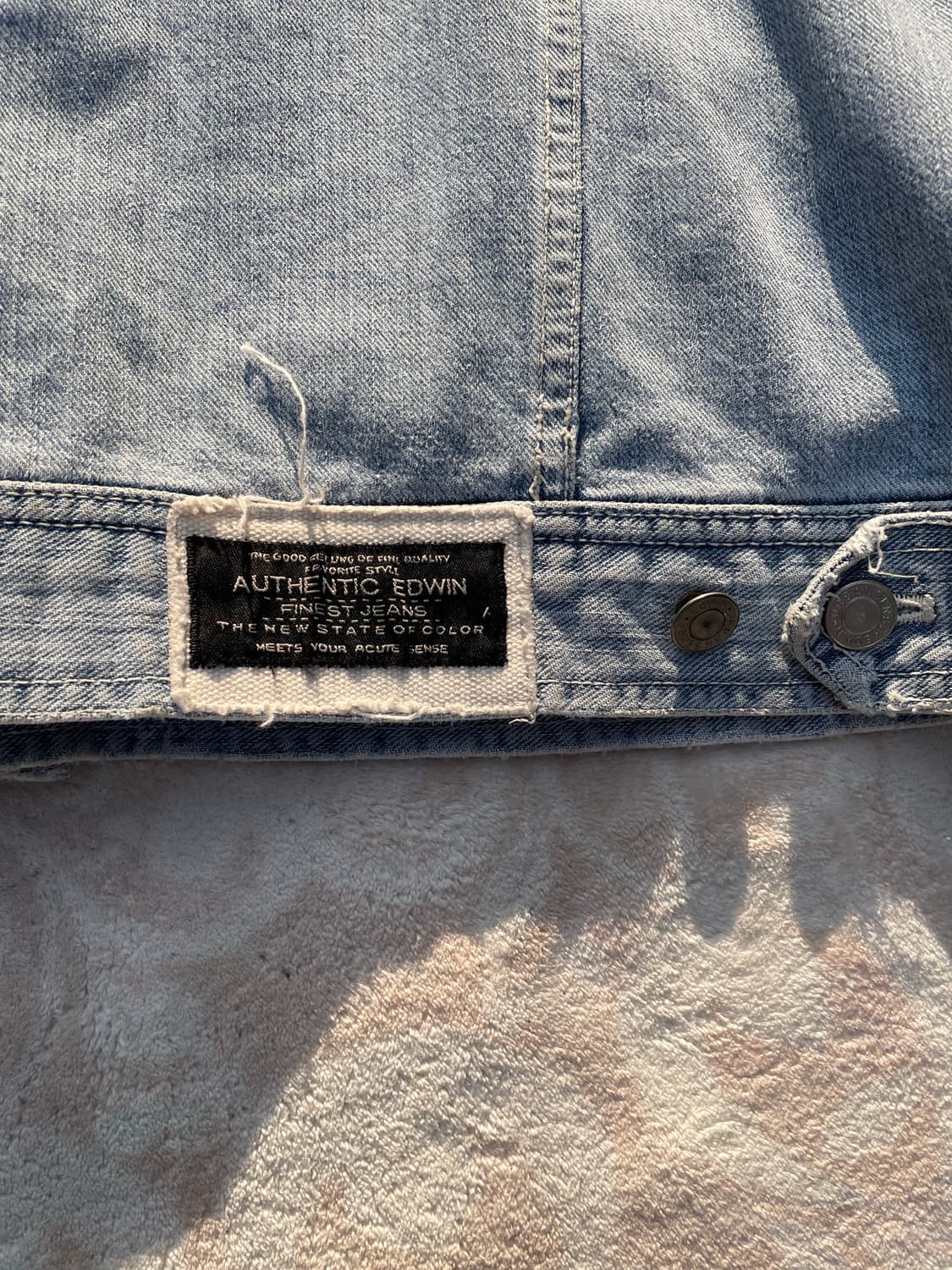 Edwin Light Wash Denim Trucker Jacket 상품이미지7