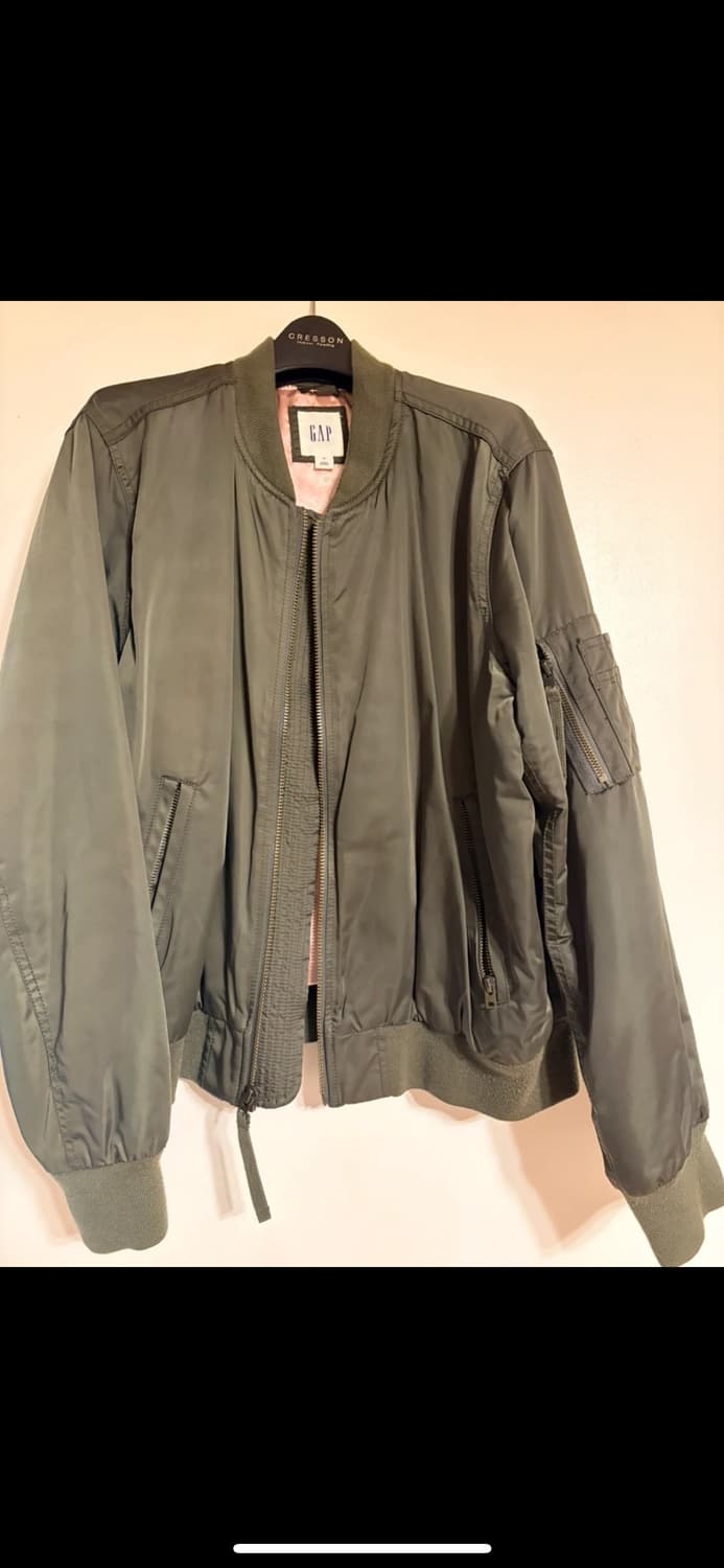 GAP의 카키색 항공 봄버 자켓 블루종  상품이미지1