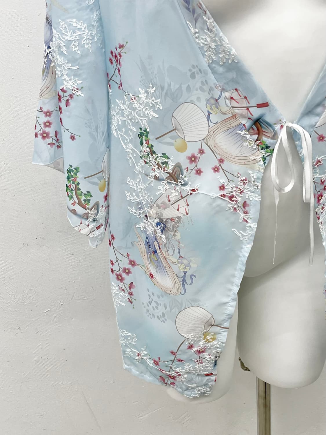 오리엔탈페어리 사쿠라 자수 로브 상품이미지3