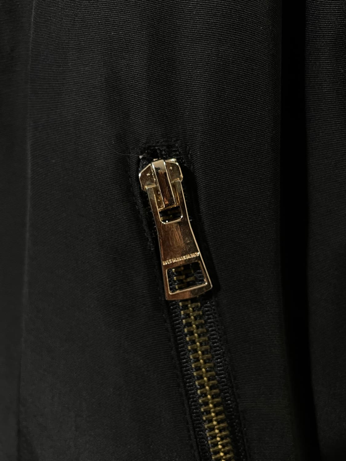 버버리 브릿 빅로고 봄버 상품이미지6