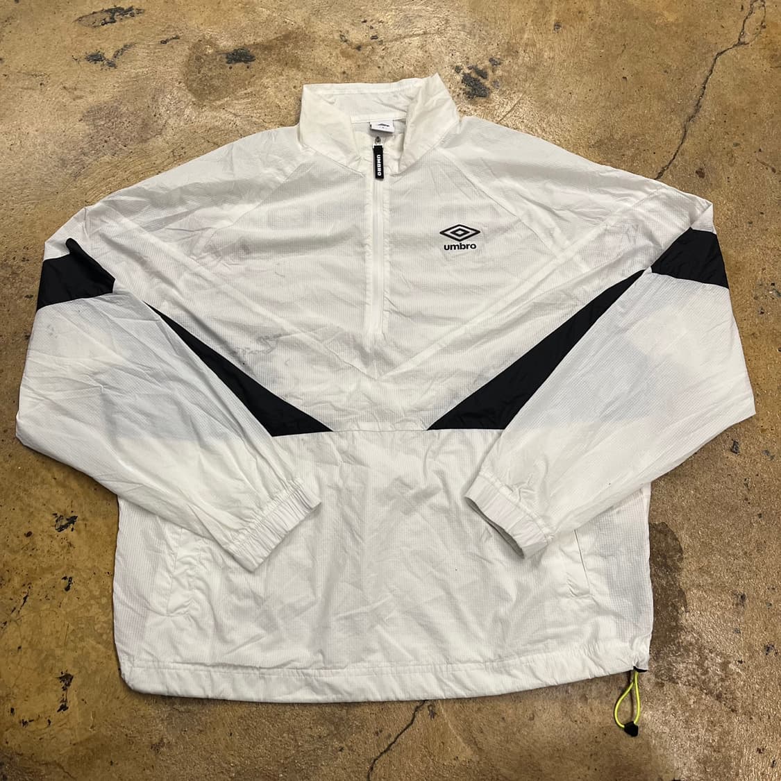 [정품/M] 엄브로 화이트 바람막이 하프집업 b8 상품이미지2