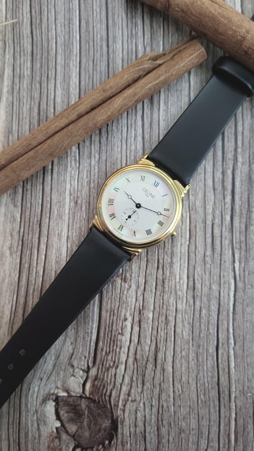 정품 셀린느 스몰 세컨즈 골드 남여공용 쿼츠시계 상품이미지2