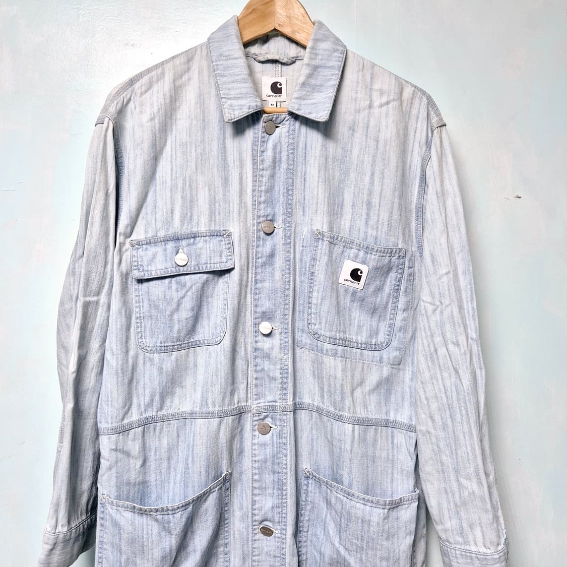 [M]칼하트 라이트 워시 데님 코트 상품이미지2