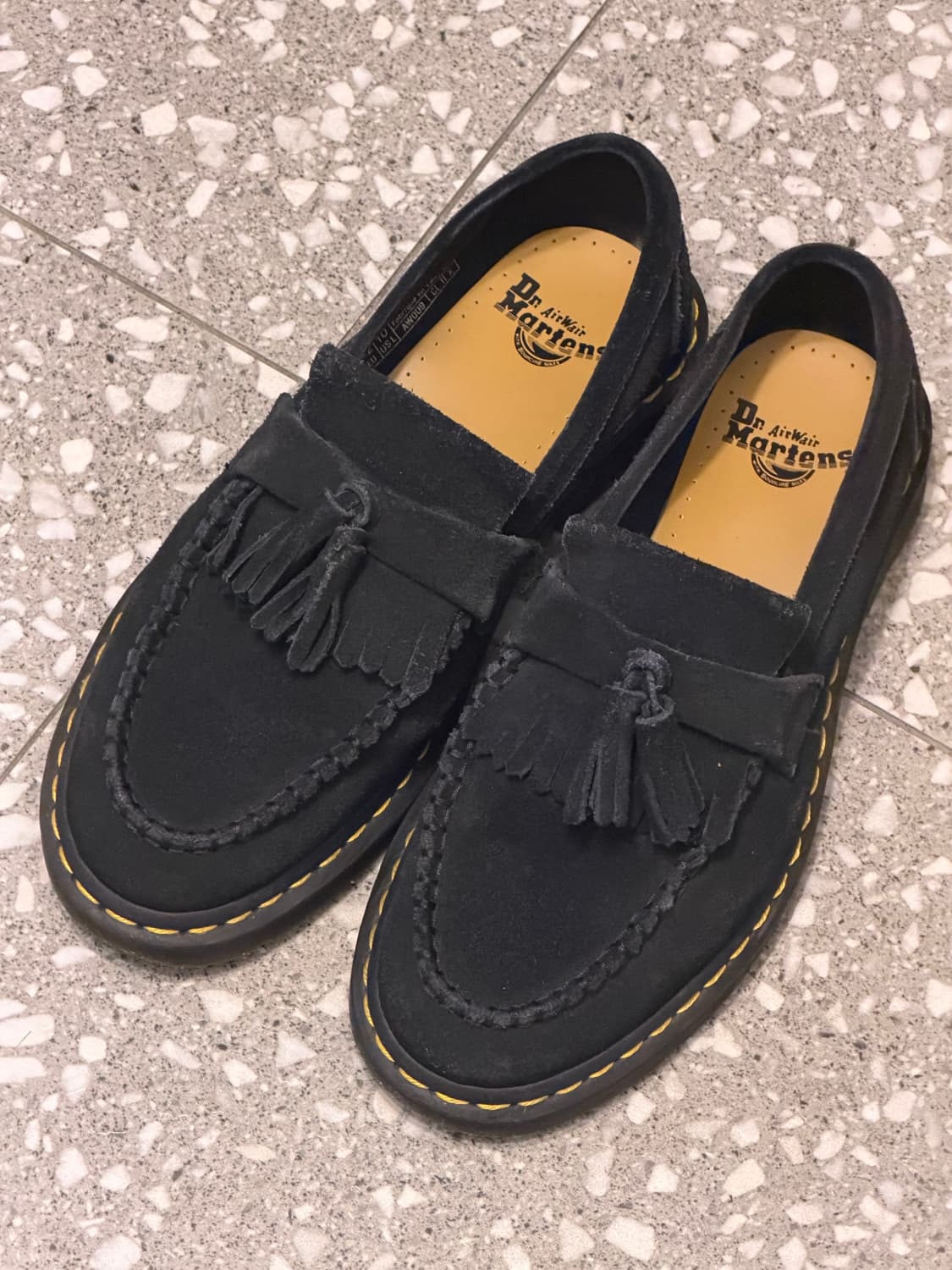 닥터마틴 E.H 스웨이드 블렉 상품이미지1