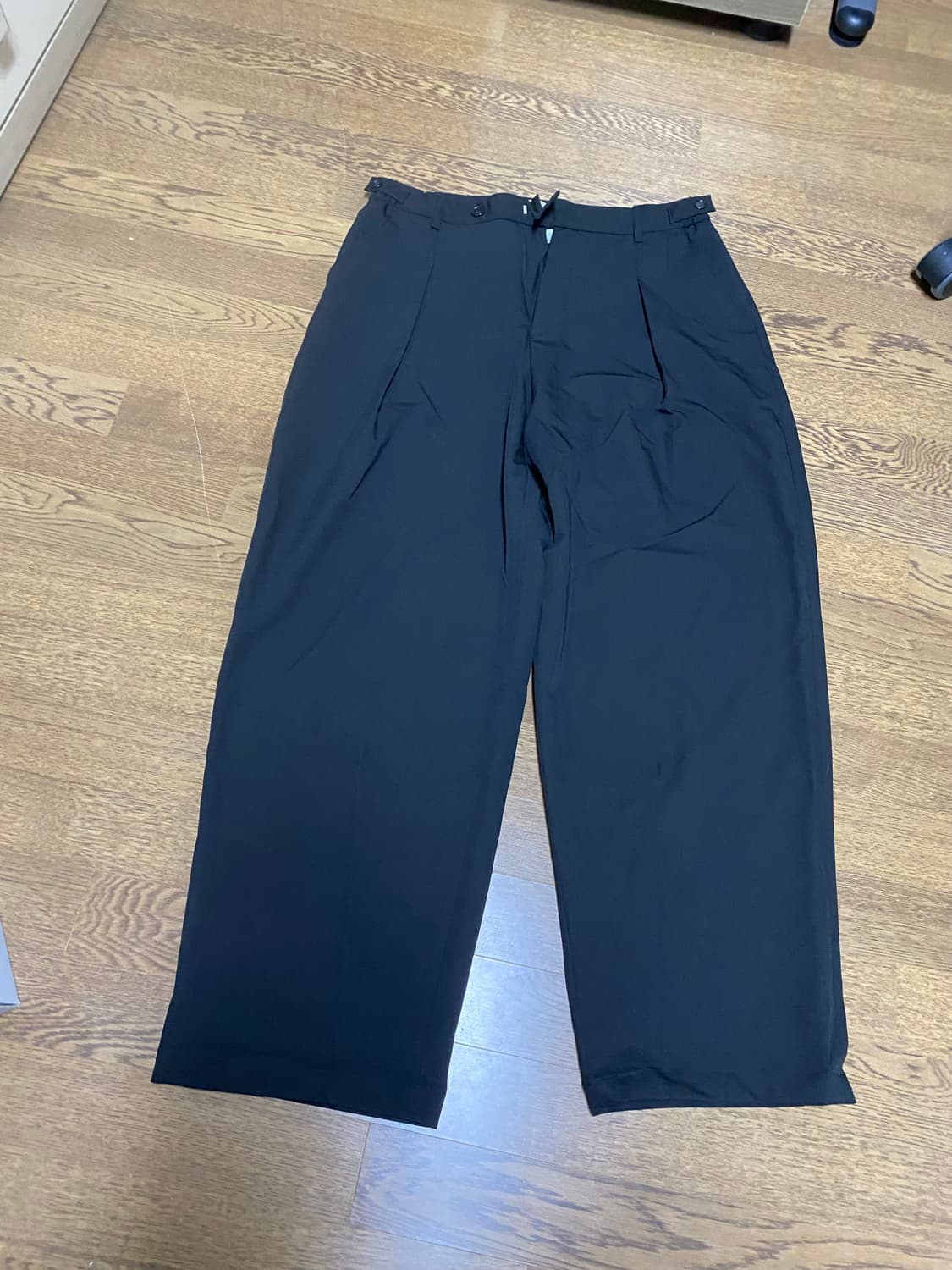 사이 와이드 턱 슬랙스 블랙 L 상품이미지1