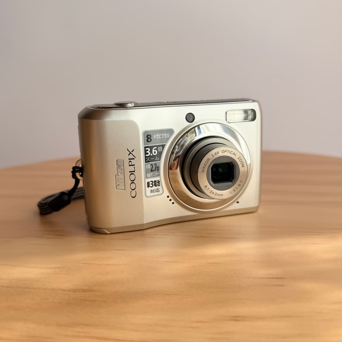 ✨미품✨ Nikon COOLPIX 니콘 쿨픽스 L19 실버 빈티지 디카 상품이미지1